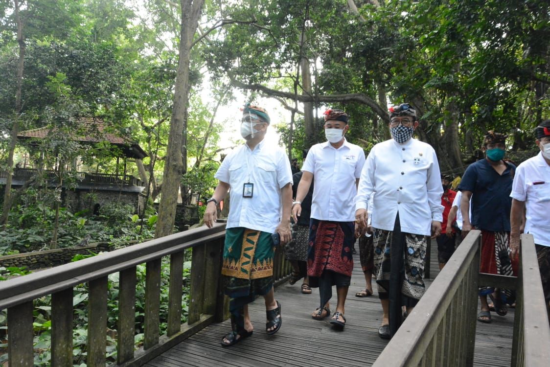 podiumnews.com-Reopening Monkey Forest, Cok Ace Minta Terapkan Prokes Secara Ketat